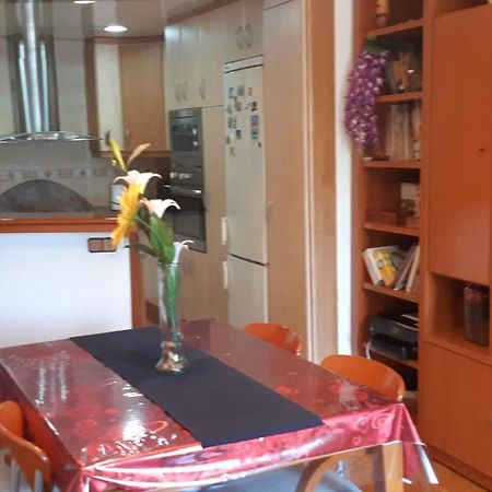 Precioso!! Apartamento En El Centro De Sabadellアパートメント エクステリア 写真