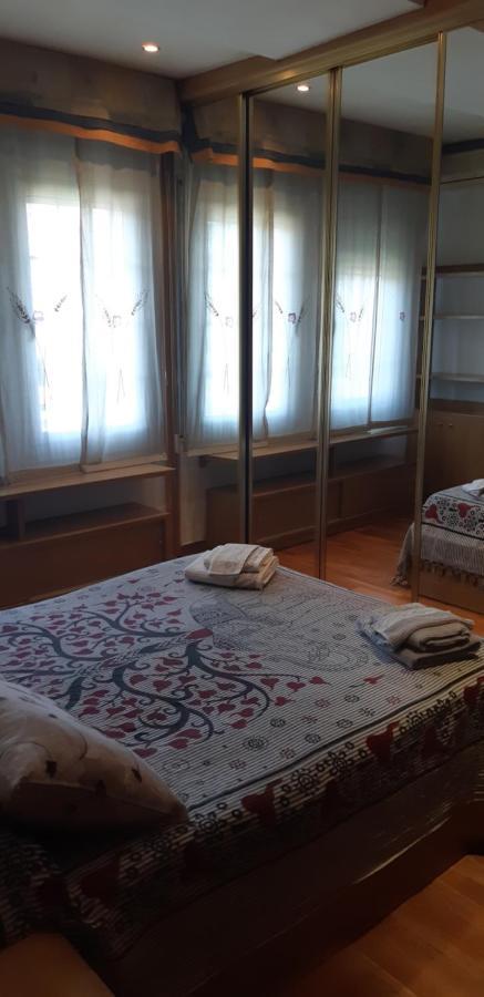 Precioso!! Apartamento En El Centro De Sabadellアパートメント エクステリア 写真