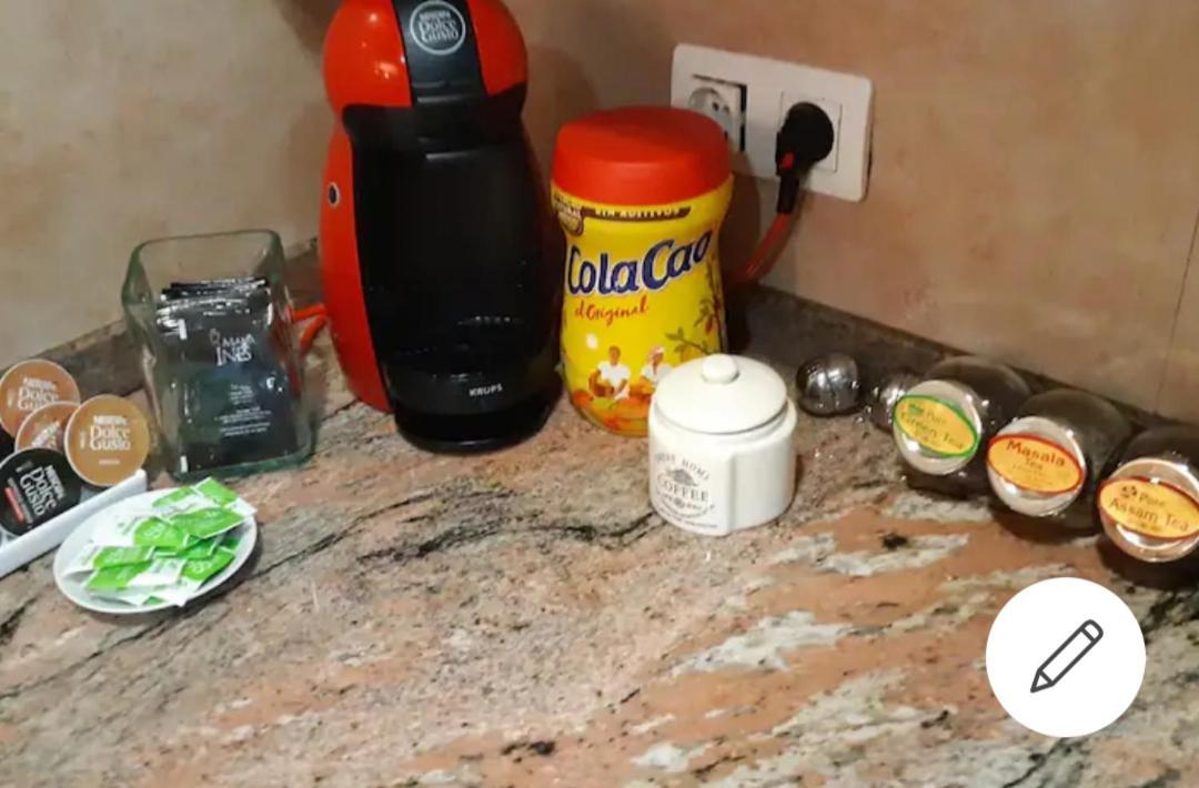 Precioso!! Apartamento En El Centro De Sabadellアパートメント エクステリア 写真